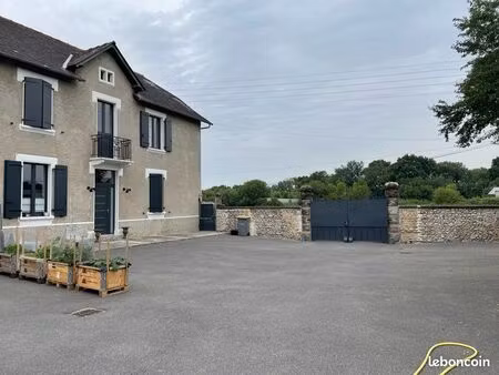 location maison de bourg