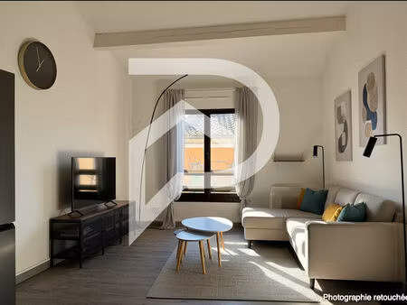 aigues-mortes - duplex rénové de 45 m² - au coeur des remparts