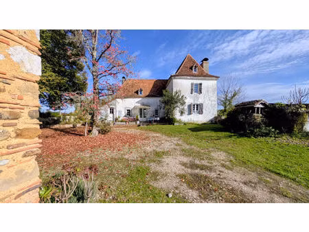 maison 4 pièce(s) 135.5 m2