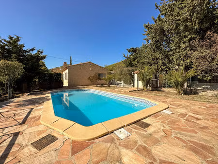 puget-ville - villa t4 de plain pied avec piscine et garage