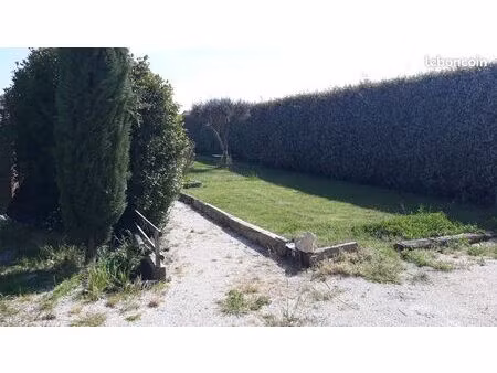 terrain construtible 383m2 althen des paluds