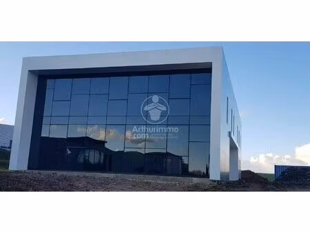 location local commercial 10 pièces 470 m2 à saint-jean-du-cardonnay