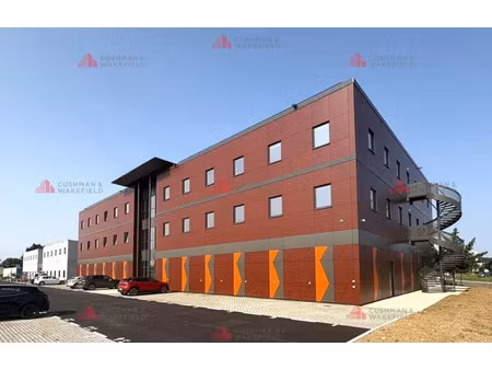 location bureau chatenoy le royal 71880