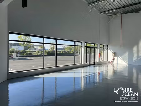 local commercial a louer