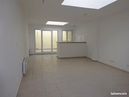 studio 1 pièce 34 m²