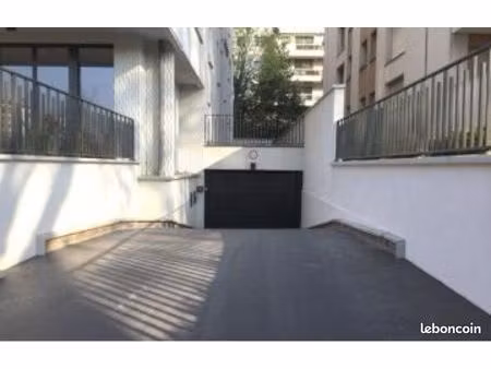 place de parking neuilly ile de la jatte