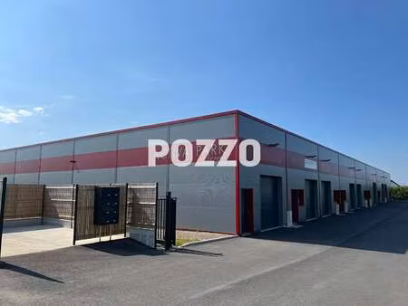 location bureaux et commerces à saint-lô (50000) : à louer / 132m² saint-lô