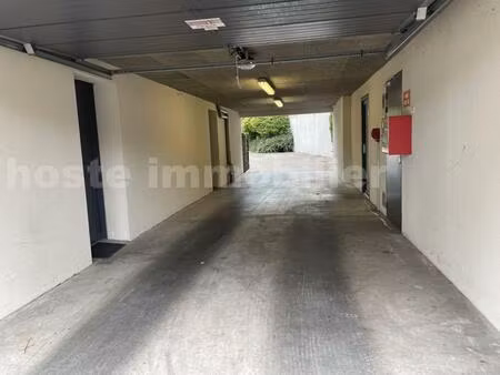 tourcoing derriere le centre ville - 4 places de parking