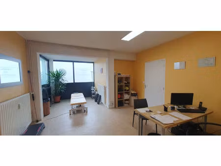 murs commerciaux angers 111 m2