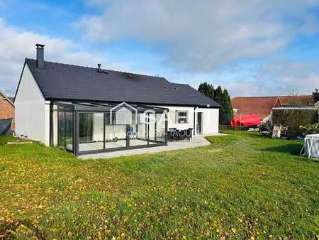 plain pied moderne avec grand jardin plein sud