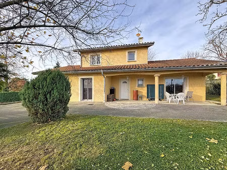 maison faramans 5 pièce(s) 125 m2  4 chambres  au calme  garage et terrain clos