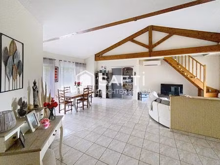 maison traditionnelle de plain pied avec garage