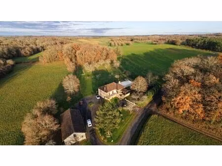 maison avec piscine et dépendance - secteur gourdon/ sarlat