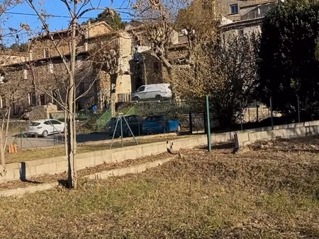 vente terrain 878 m²