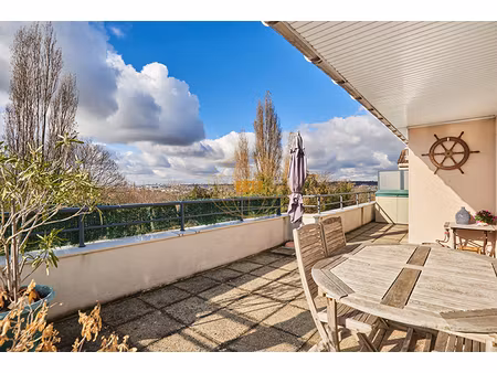 appartement terrasse familial avec beaux exterieurs - 5 pieces (3ch) : 105 m² carrez (118 