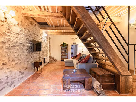 élégante maison en pierre dans le centre historique de lagrasse ? un bien d'exception