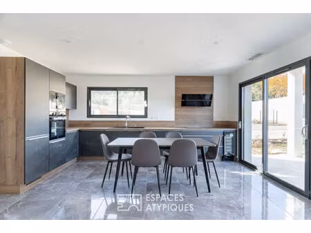 maison neuve de plain-pied à thézan-des-corbières : confort moderne et cadre naturel