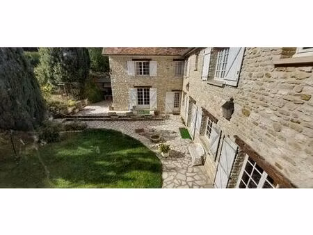 maison de luxe en vente à goupillières  france