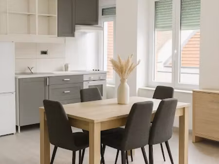 vente maison 4 pièces 100 m² à le quesnoy (59530)  130 000 €