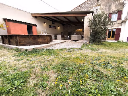 orgon - maison 4 pièces - 202 m² utiles - garages & piscine