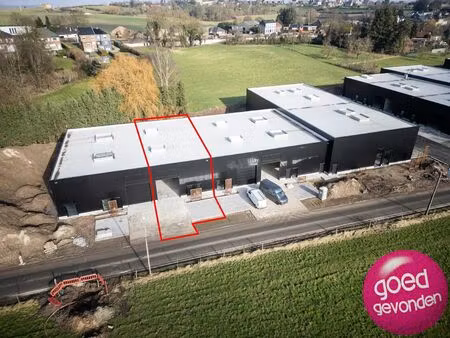 nieuwbouw kmo unit - buitenruimte 103 m² - 2 parkings