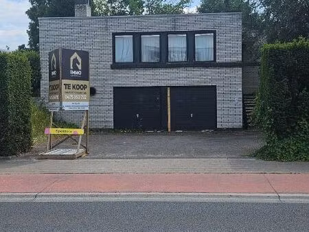 roeselare/rumbeke te renoveren villa op 1220 m²
