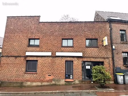 immeuble 6 pièces 150 m²