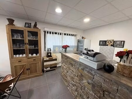 vente fonds de commerce 4 pièces 92 m2 à borgo