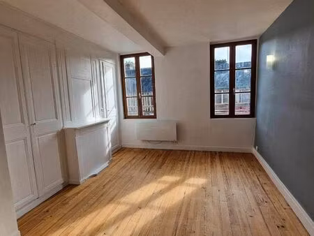 maison de ville à louer