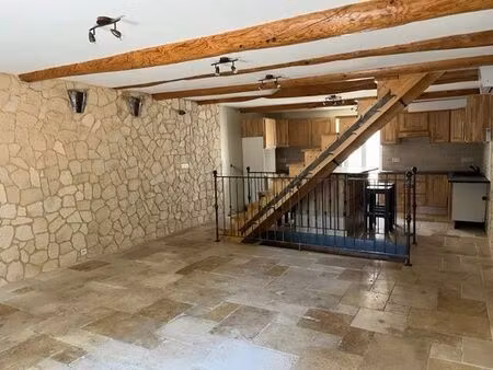 location maison 4 pièces 99 m² à jouques (13490)