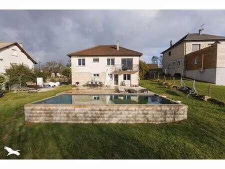 vente maison 5 pièces 162 m² cosnac (19360)