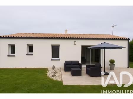 vente maison 5 pièces 103 m² à chasnais (85400)  241 000 €