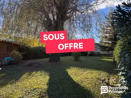 rare ! terrain libre constructeur proche centre-village à entraigues-sur-la-sorgue