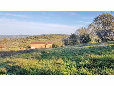 terrain constructible 2344 m2 siorac en périgord