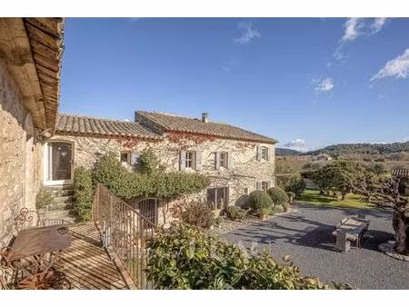 ménerbes - mas rénové avec dépendances