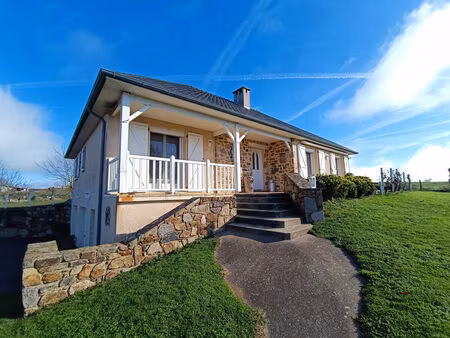 vente maison 5 pièces 150m2 boussac 12160 - 284000 € - surface privée