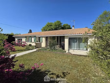 vente maison 5 pièces 129 m² à le pian-médoc (33290)  389 000 €