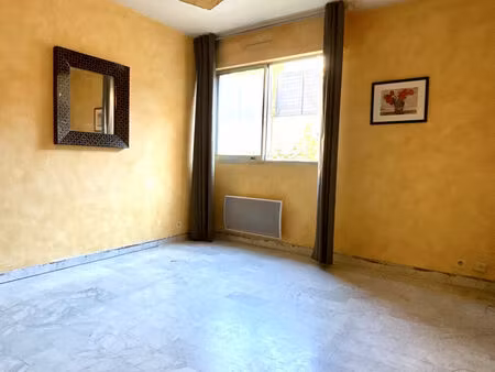 vente appartement 3 pièces 54m2 marseille 7eme (13007) - 220000 € - surface privée