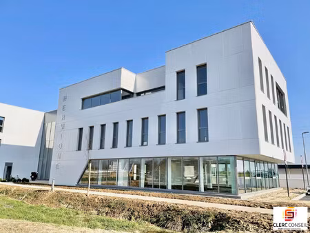 location local professionnel 282m² st martin du vivier 76160