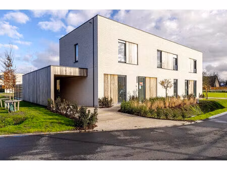 huis te koop in zandhoven met 3 slaapkamers