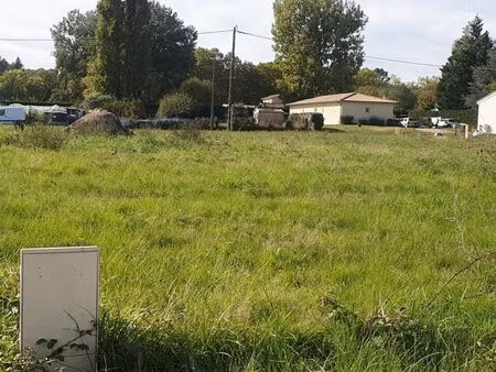vente terrain 646 m² marcenais (33620)