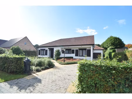 huis te koop in lichtaart met 2 slaapkamers