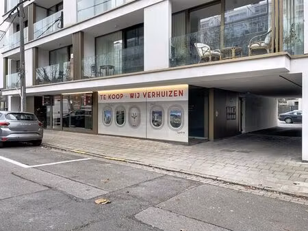 surface commerciale à vendre à koning albert i-laan 81 roeselare (rbu78104)