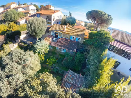 vente maison à bormes-les-mimosas (83230) : à vendre / 105m² bormes-les-mimosas