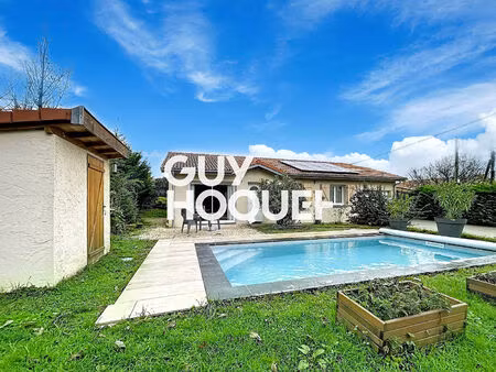 sous compromis // villa plain pied 3 chs + garage + carport et terrain de 740 m² environ -