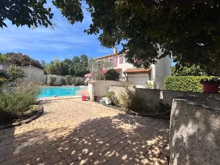 maison de 6 pièces de luxe en vente à montbazin  france