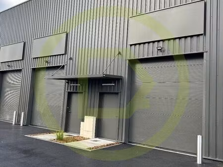 vente commerce 93 m² marcheprime (33380)