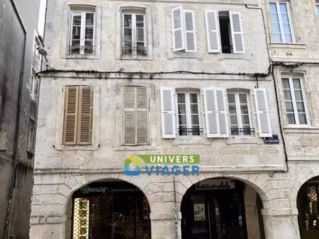 immeuble en vente à terme libre à la rochelle