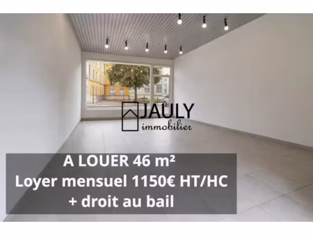 a louer tous commerces (sauf restaurant)