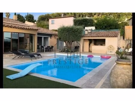 maison de prestige de 180 m2 en vente ceyreste  provence-alpes-côte d'azur